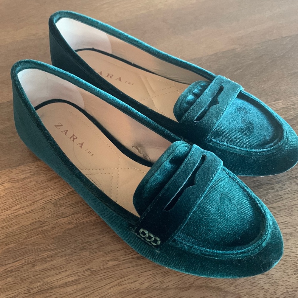 Zara green velvet loafers